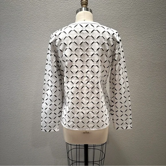 +T & W+ Designs jacket - Picture 2 of 4